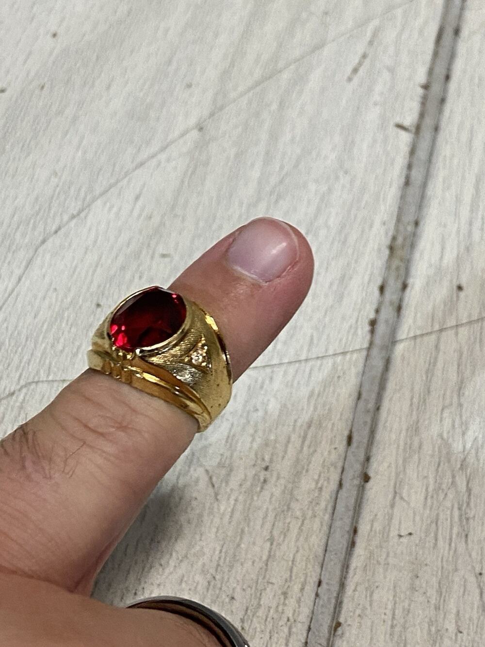 Vintage Men's Ring 18K HSE Ring Sm White Rhinestones 1 Red Stone
